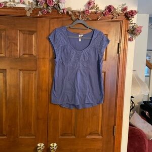 Women's Blue Lace Detail Top, size XL, great condition.